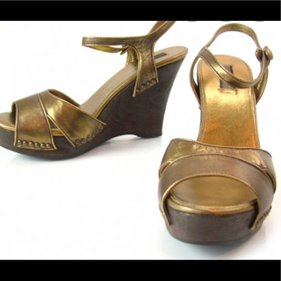 Prada bronze wedge - Picture 4 of 9